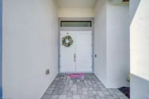 1528 NW 24th Pl, Cape Coral, FL 33993 - Photo 3