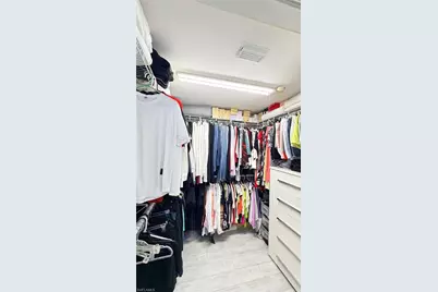 1709 SE 44th Ter, Cape Coral, FL 33904 - Photo 9