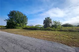 7022 Calder Cir, Labelle, FL 33935 - Photo 1