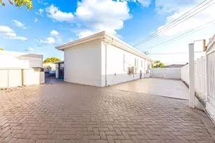 9365 SW 44th St, Miami, FL 33165 - Photo 23