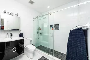 9365 SW 44th St, Miami, FL 33165 - Photo 19