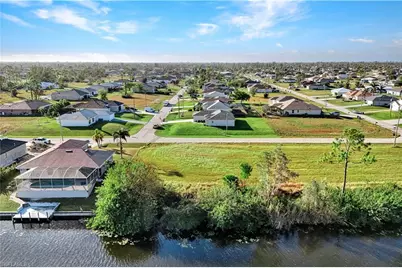 1915 NW 26th St, Cape Coral, FL 33993 - Photo 3