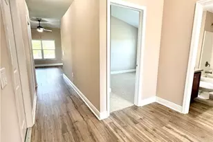 815 Theodore Vail St E, Lehigh Acres, FL 33974 - Photo 9