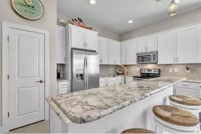 10404 Severino Ln, Fort Myers, FL 33913 - Photo 11