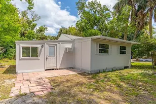 215 Delray Ave, Fort Myers, FL 33905 - Photo 15
