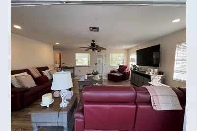 9225 Dimmick Dr, Sanibel, FL 33957 - Photo 9