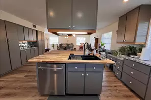 9225 Dimmick Dr, Sanibel, FL 33957 - Photo 21