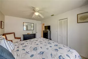 2919 SW 2nd Pl, Cape Coral, FL 33914 - Photo 23