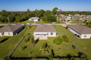 358 Pembroke St, Lehigh Acres, FL 33974 - Photo 15