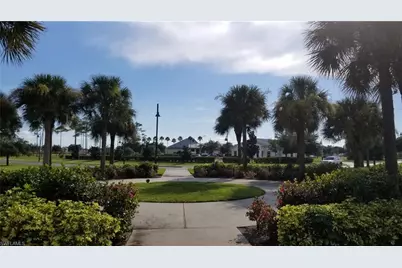 1131209841 & 1131209842 Devonshire Cir, North Port, FL 34288 - Photo 13