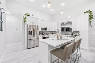 618 NW 7th Pl, Cape Coral, FL 33993 - Photo 11