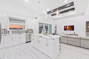 618 NW 7th Pl, Cape Coral, FL 33993 - Photo 15