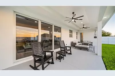 618 NW 7th Pl, Cape Coral, FL 33993 - Photo 27