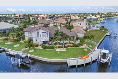 250 Freeport Ct NW, Punta Gorda, FL 33950 - Photo 3