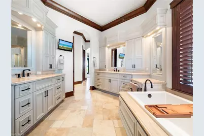 5076 Sorrento Ct, Cape Coral, FL 33904 - Photo 27