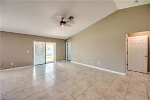 1617 NE 6th Ave, Cape Coral, FL 33909 - Photo 5