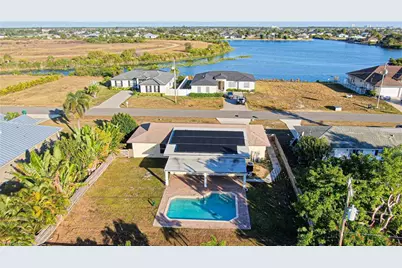 2022 NE 10th Pl, Cape Coral, FL 33909 - Photo 35