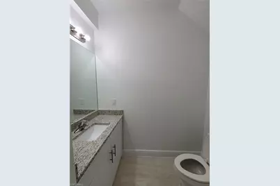 3519 SW Santa Barbara Pl #30, Cape Coral, FL 33914 - Photo 9