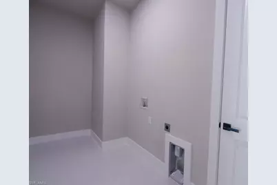 219 Greenbriar Blvd, Lehigh Acres, FL 33972 - Photo 7