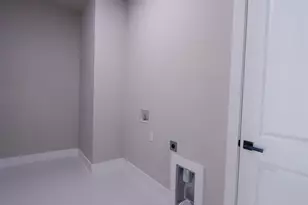 219 Greenbriar Blvd, Lehigh Acres, FL 33972 - Photo 7