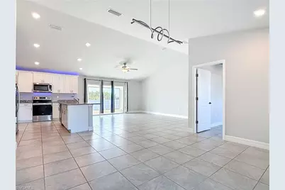 1021 Cedartree Ave, Lehigh Acres, FL 33971 - Photo 5