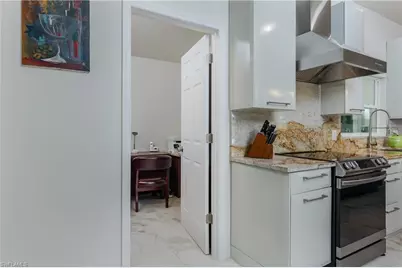 206 SE 28th Ter, Cape Coral, FL 33904 - Photo 9