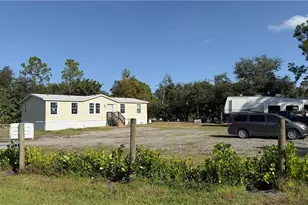 28119 Crescent Lake Dr, Punta Gorda, FL 33955 - Photo 17
