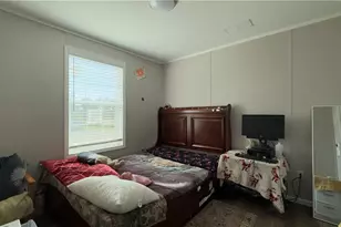 28119 Crescent Lake Dr, Punta Gorda, FL 33955 - Photo 25