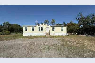 28119 Crescent Lake Dr, Punta Gorda, FL 33955 - Photo 7