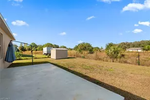 2612 51st St SW, Lehigh Acres, FL 33976 - Photo 27