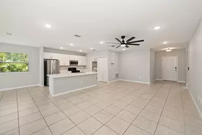 2612 51st St SW, Lehigh Acres, FL 33976 - Photo 3