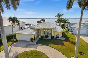 264 Bayshore Dr, Cape Coral, FL 33904 - Photo 1