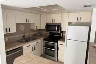 1104 SE 8th St, Cape Coral, FL 33990 - Photo 3