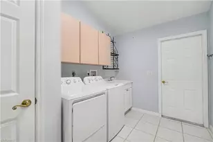 4913 SW 11th Ct, Cape Coral, FL 33914 - Photo 19