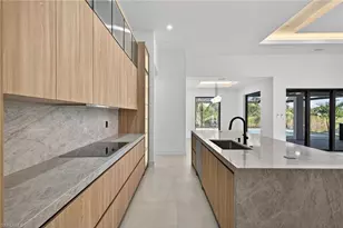 13 NW 35th Pl, Cape Coral, FL 33993 - Photo 11