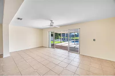 1712 SE 28th St, Cape Coral, FL 33904 - Photo 15