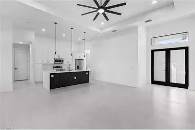 417 SW 23rd Ter, Cape Coral, FL 33991 - Photo 7