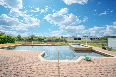 1520 NE 2nd Ter, Cape Coral, FL 33909 - Photo 25