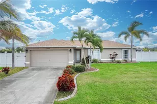 1520 NE 2nd Terrace, Cape Coral, FL 33909 - Photo 3