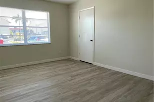 4958 Viceroy St, Cape Coral, FL 33904 - Photo 9