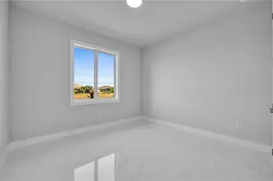 1029 NW 35th Pl, Cape Coral, FL 33993 - Photo 25