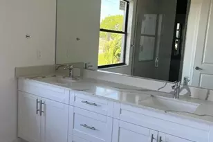 345 Diplomat Pkwy E, Cape Coral, FL 33909 - Photo 11