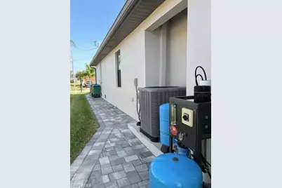 622 NW 38th Pl, Cape Coral, FL 33993 - Photo 43