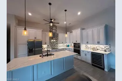 622 NW 38th Pl, Cape Coral, FL 33993 - Photo 15