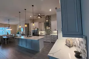 622 NW 38th Pl, Cape Coral, FL 33993 - Photo 13