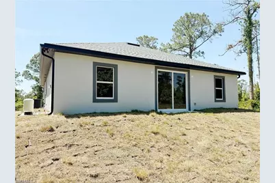 313 Hermosa Ave, Lehigh Acres, FL 33974 - Photo 21