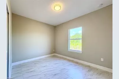 313 Hermosa Ave, Lehigh Acres, FL 33974 - Photo 17