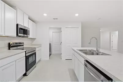 3418 20th St SW, Lehigh Acres, FL 33976 - Photo 11