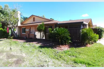 6366 Royal Woods Dr, Fort Myers, FL 33908 - Photo 9