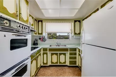 2367 Dover Ave, Fort Myers, FL 33907 - Photo 17